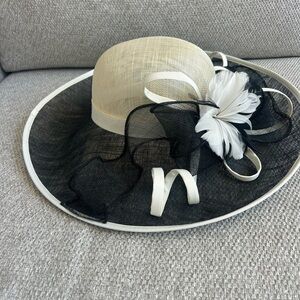 Elegant Black & Cream Wide Brim Derby Hat